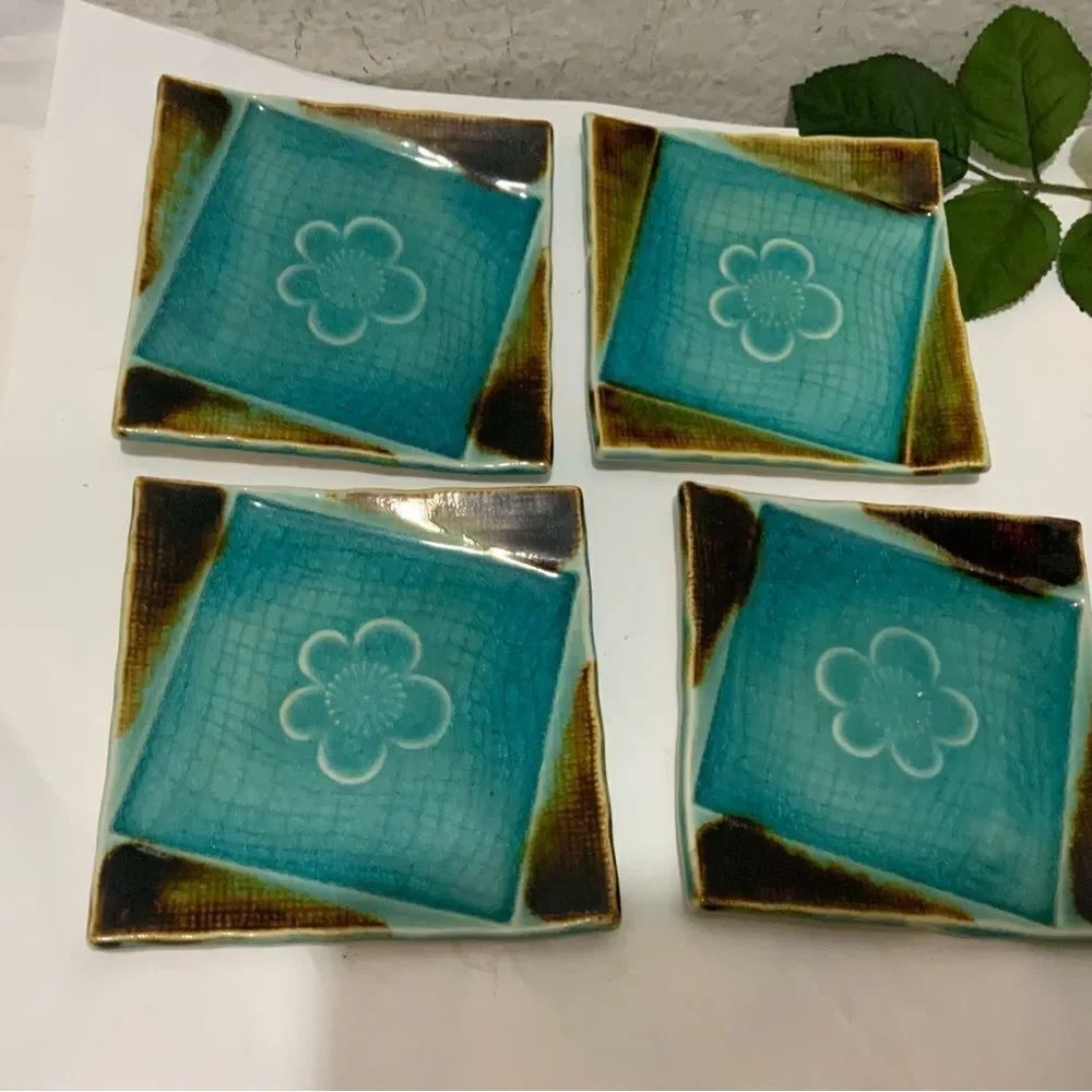 PLUM-TURKEY-GALZE Jiki Japanese Porcelain Set of 4 Chopstick Rests A10